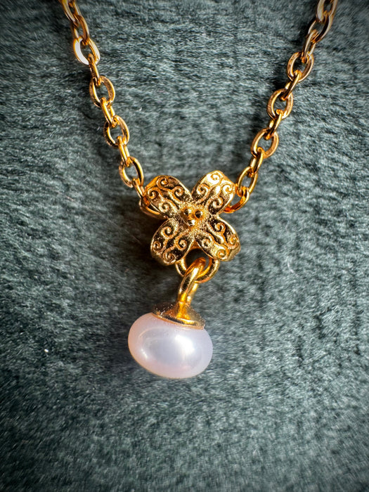 MINI Floral Pearl Necklace