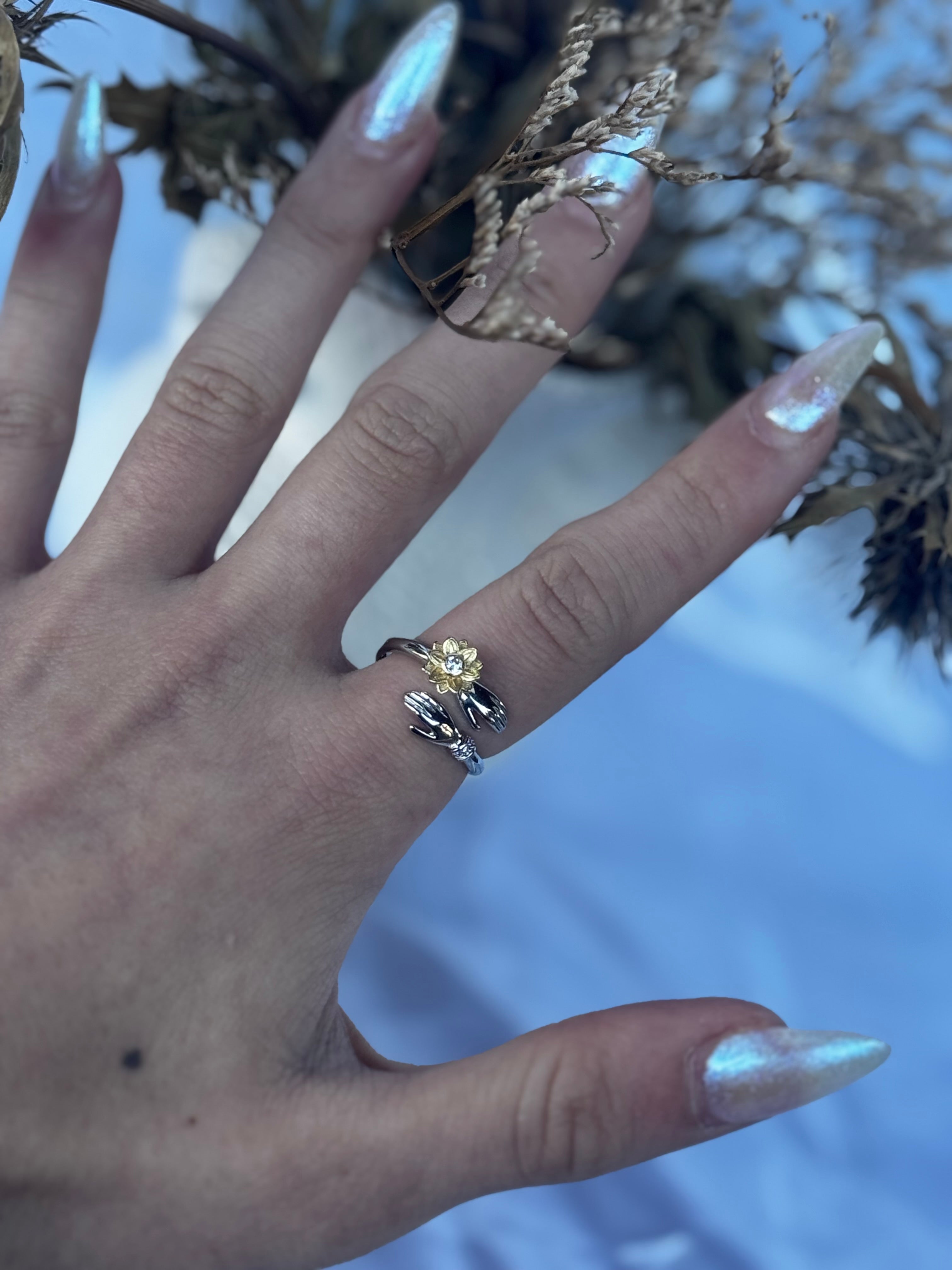 Gold/Silver Hug fidget ring