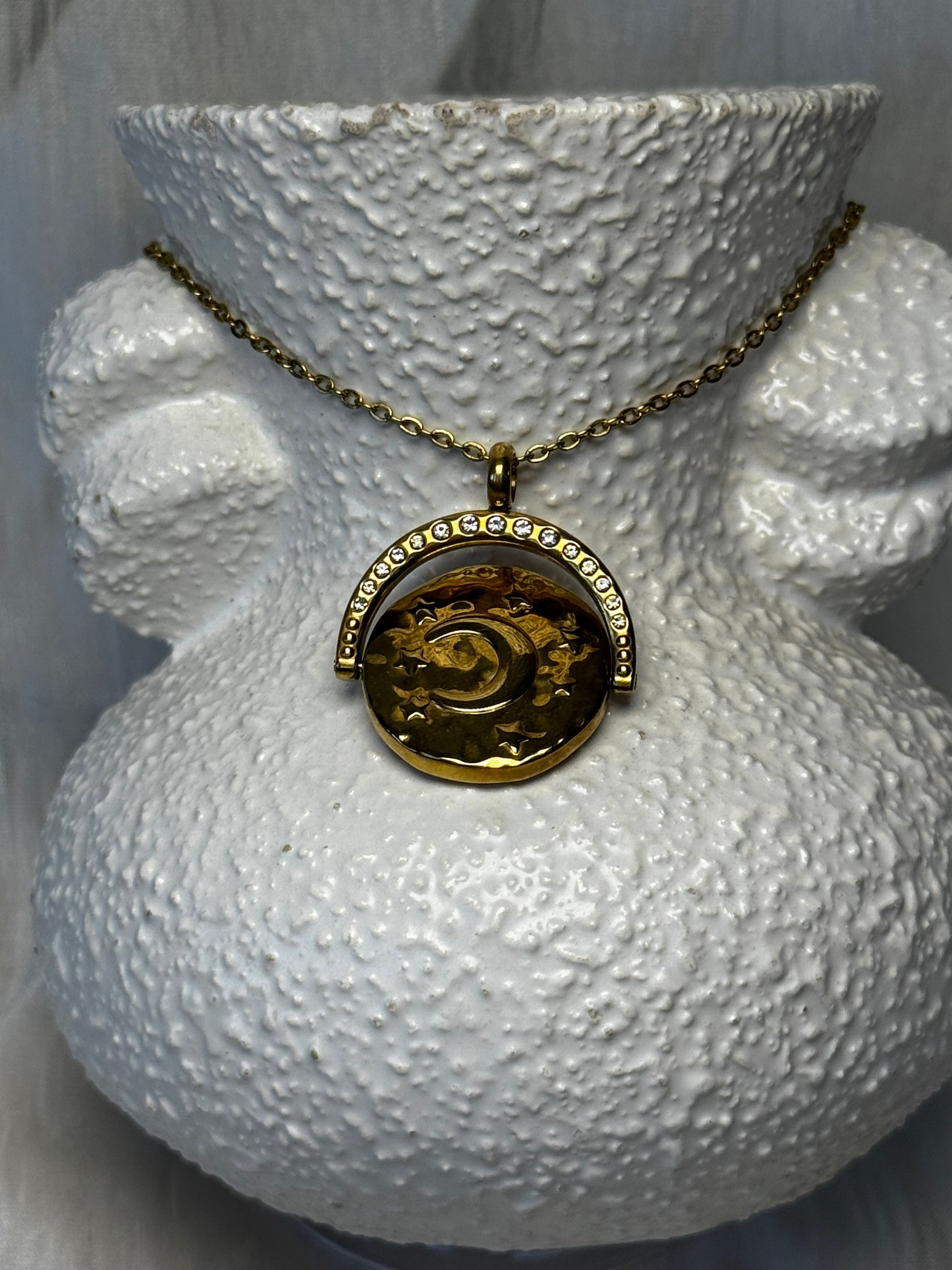 Sun and Moon Fidget necklace