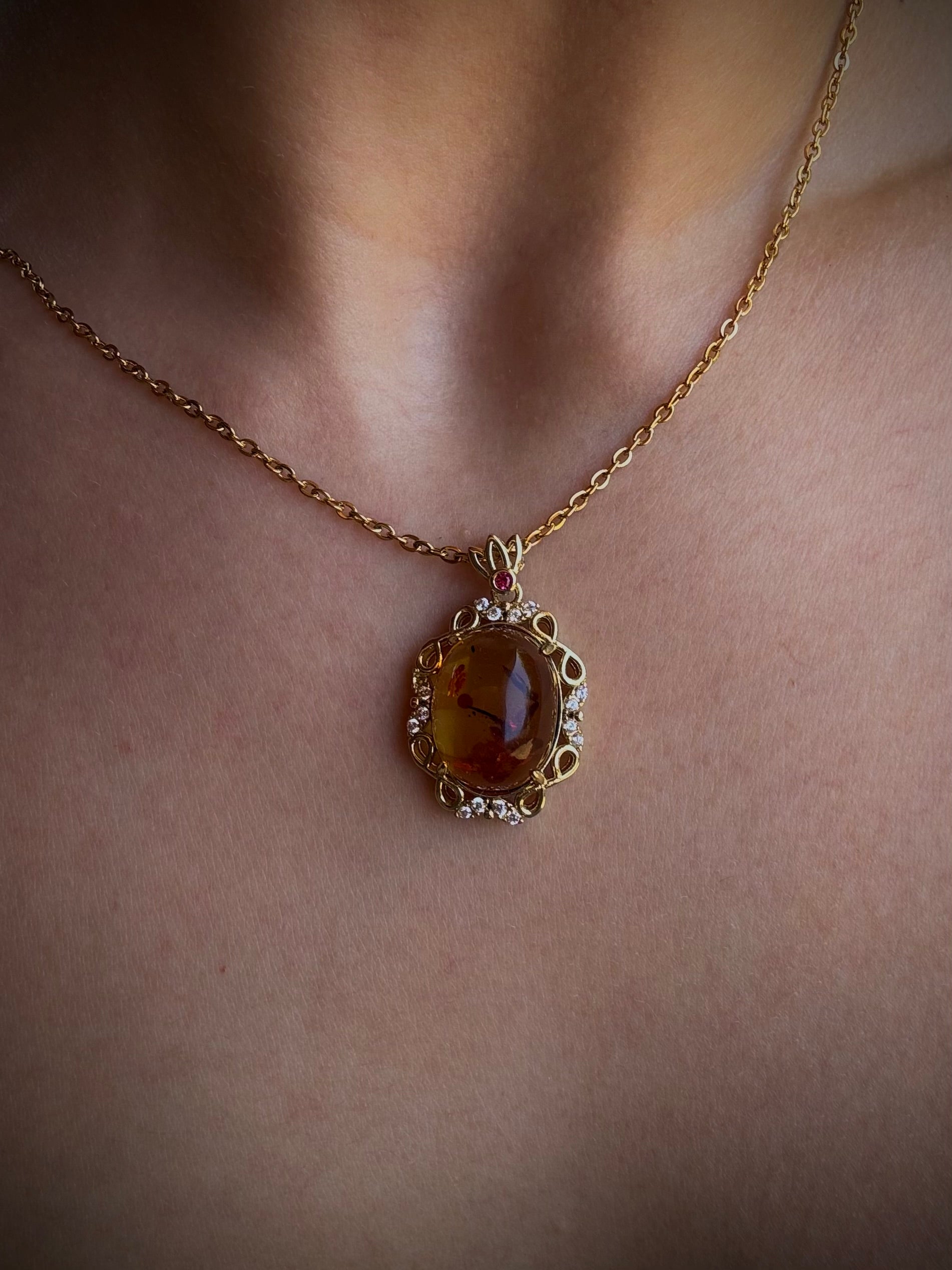 Gold Flower Amber Pendant