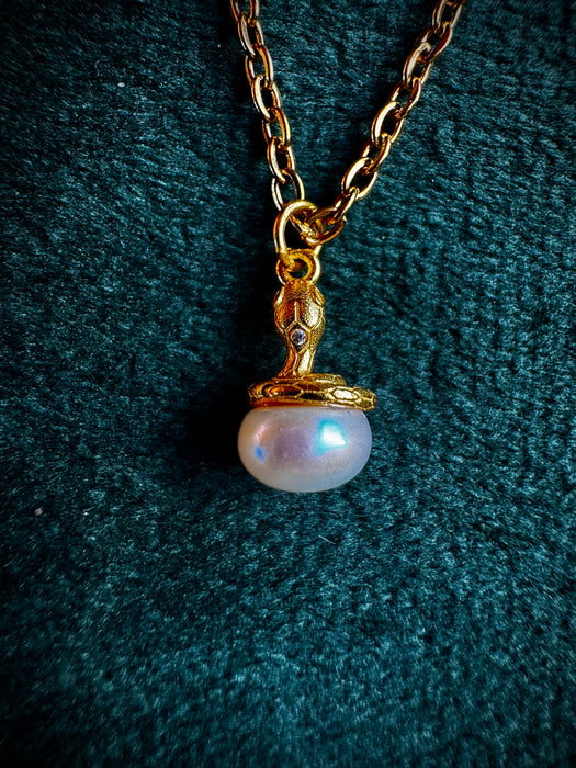 Gold Snake on Freshwater Pearl S925