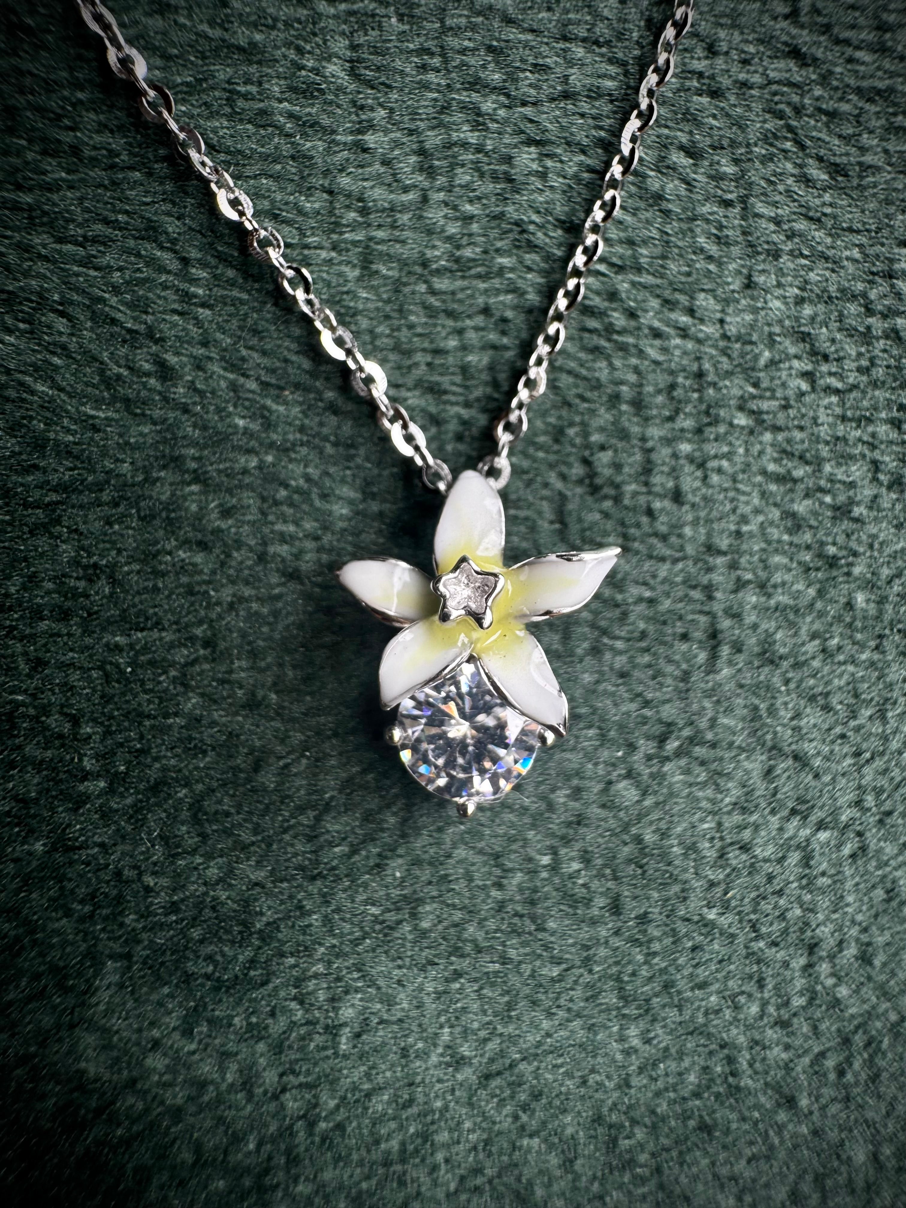 S925 Frangipani Necklace