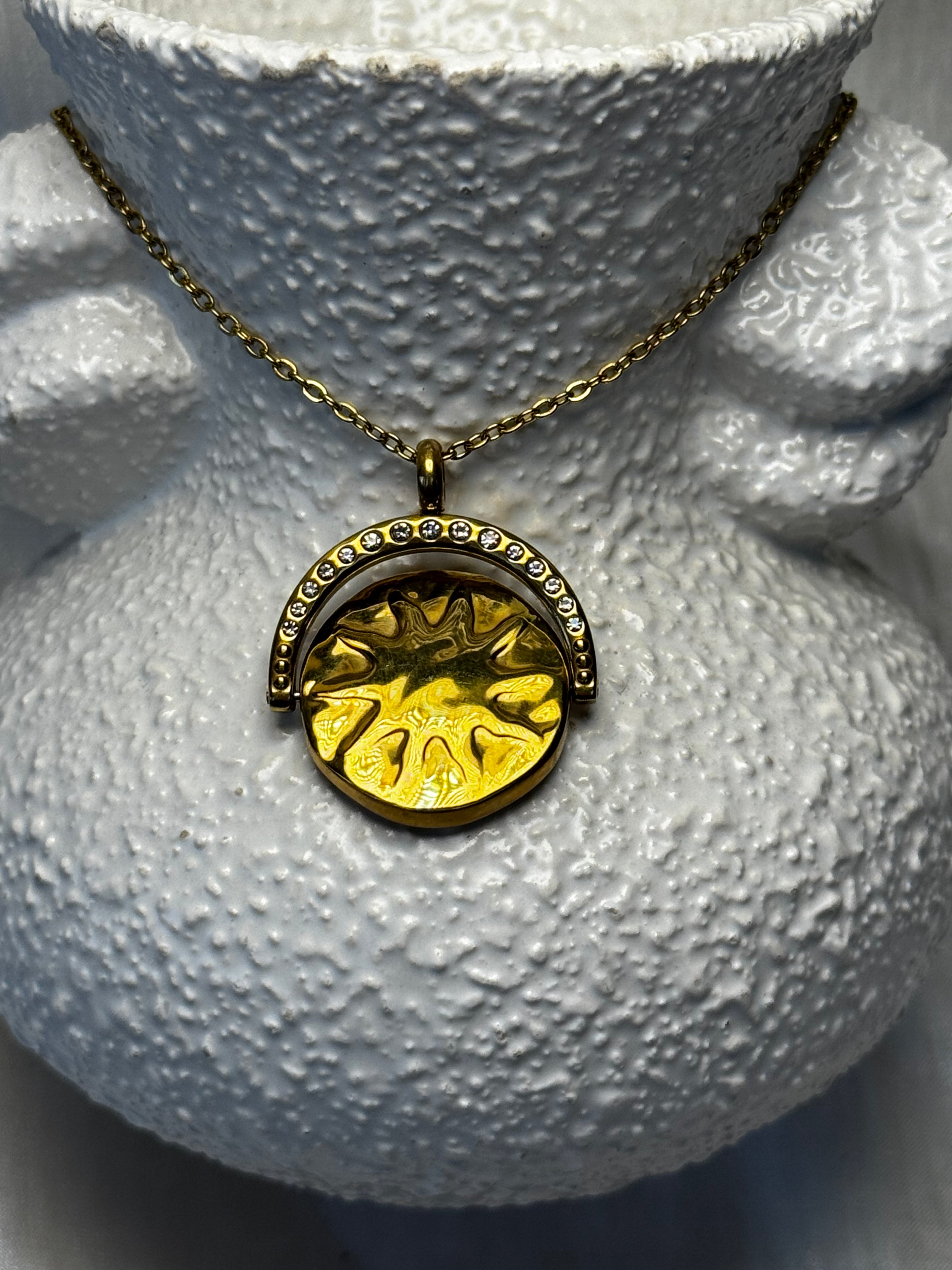 Sun and Moon Fidget necklace