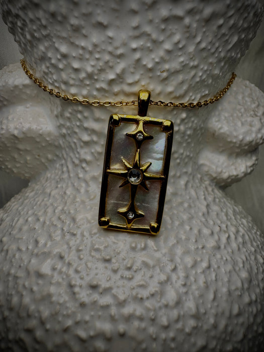 Mother of Pearl Star Tarot Pendant