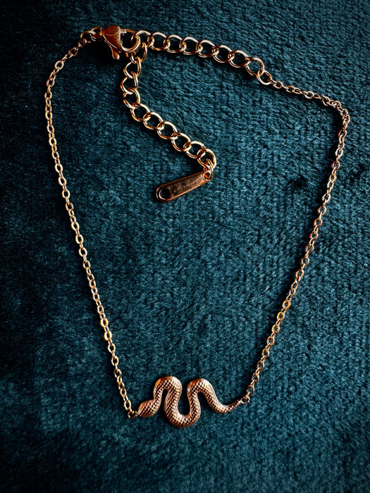 Dainty Snake Bracelet