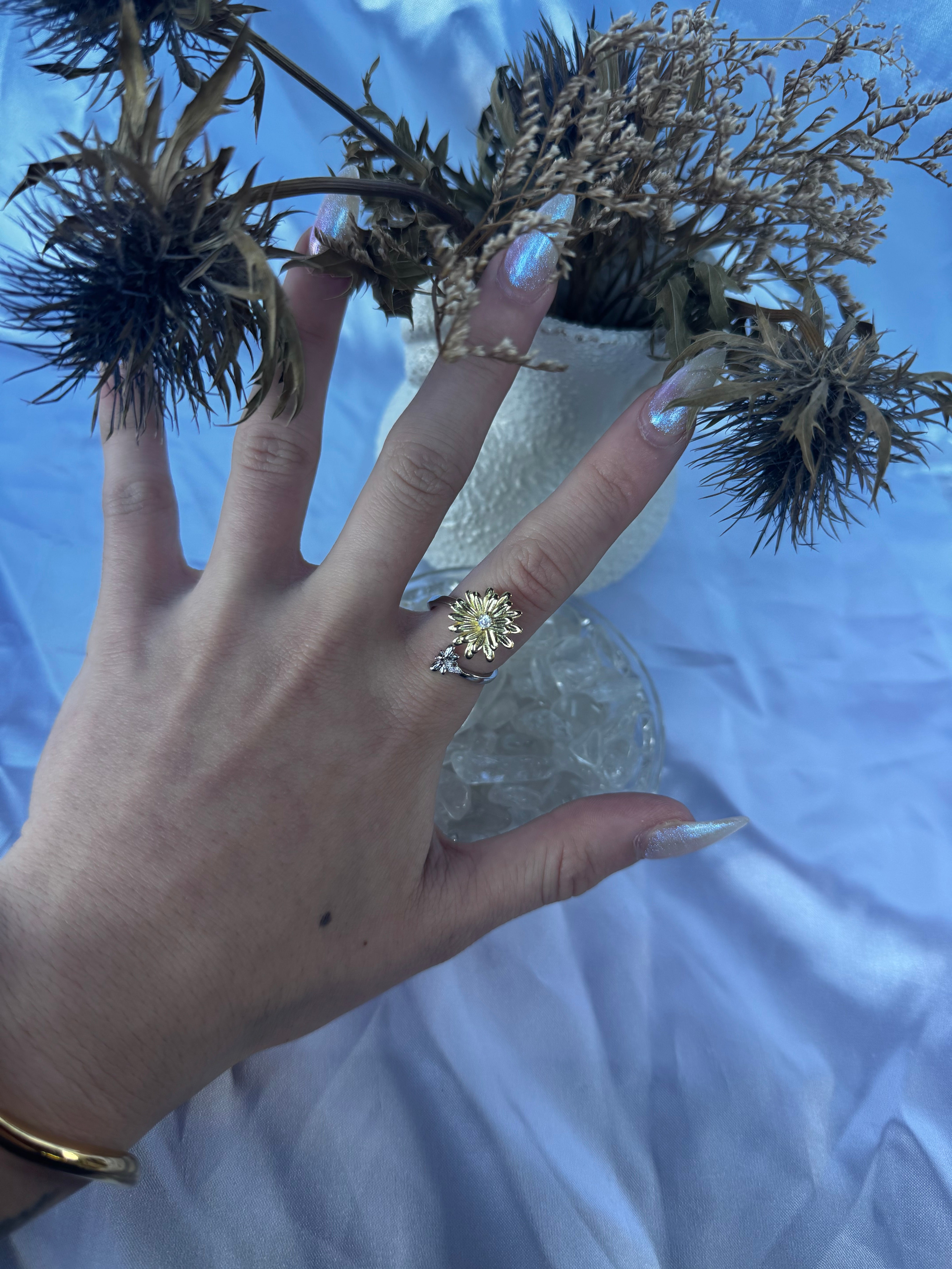 Gold Daisy Bee Fidget Ring