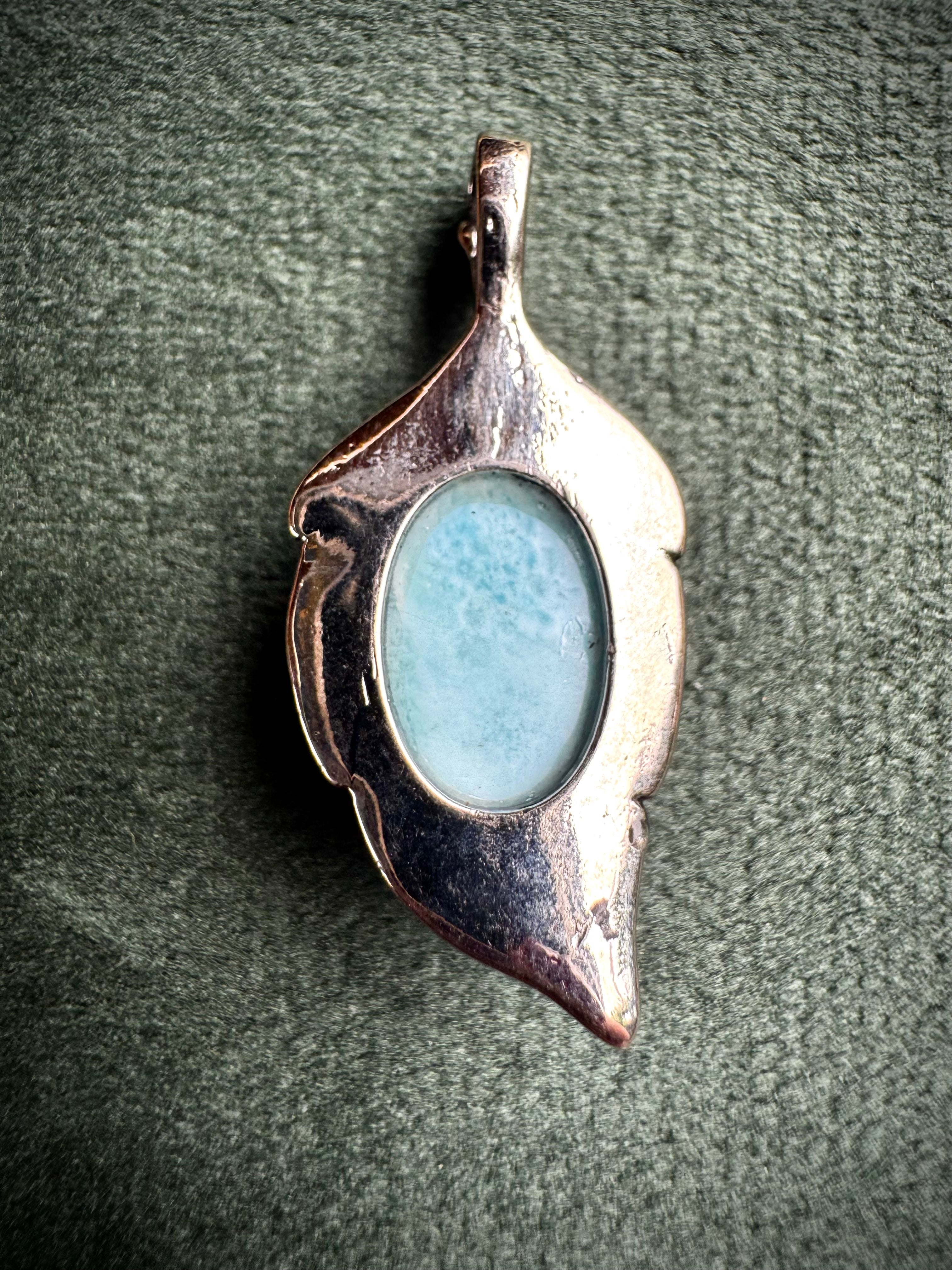 Larimar or Selenite Leaves