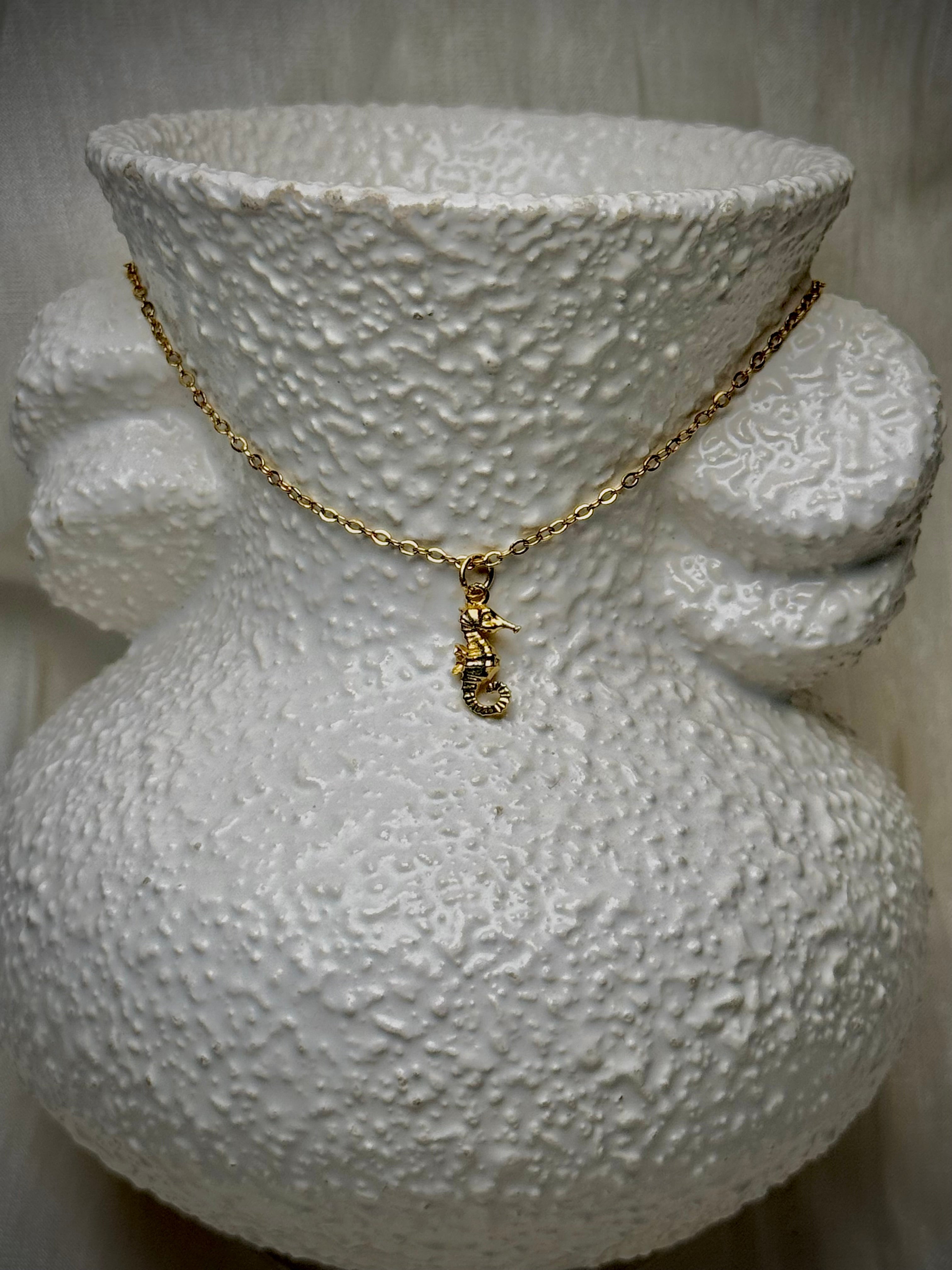 MINI Detailed Sea Horse