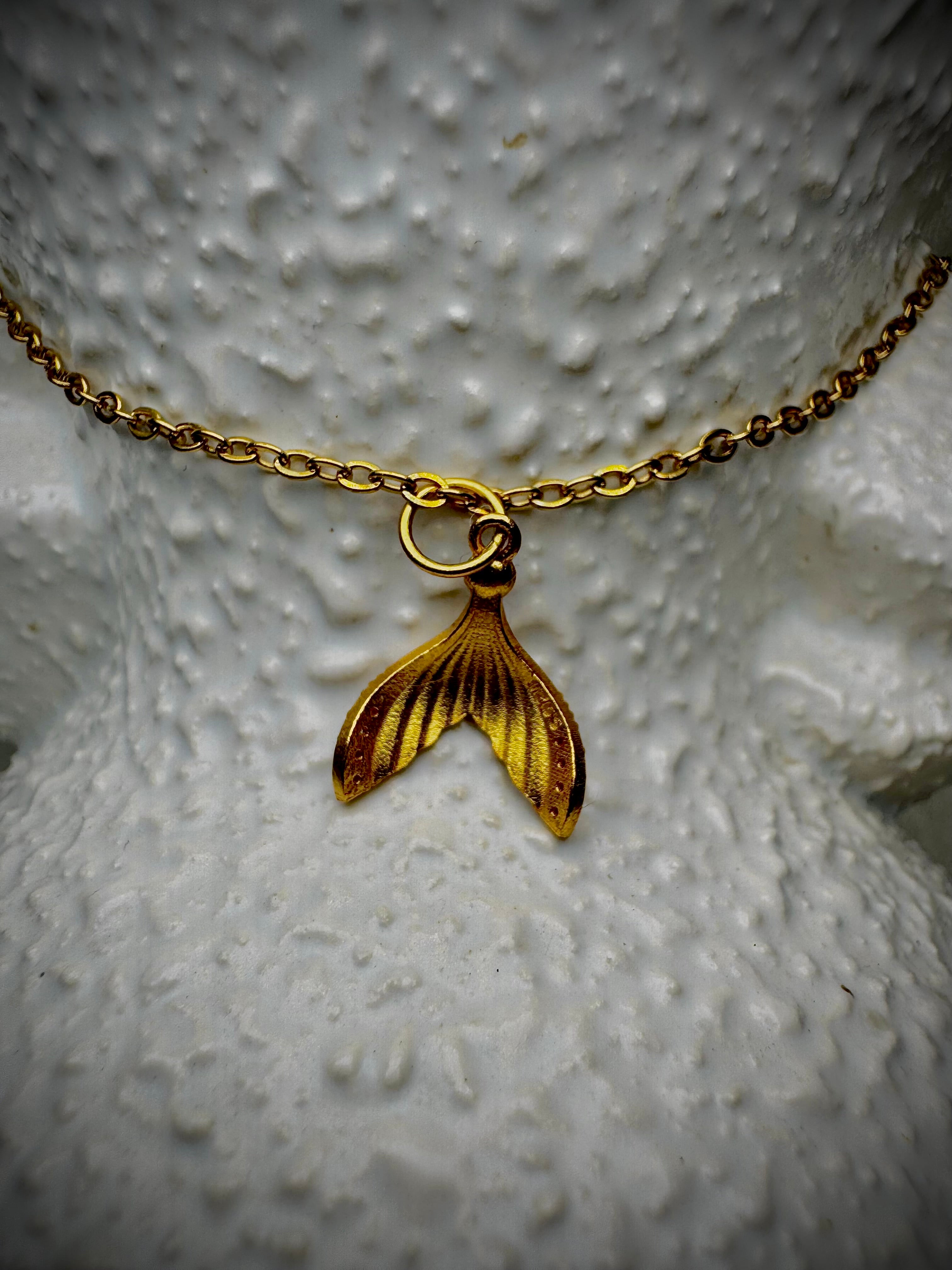 MINI Gold Whale Tail S925
