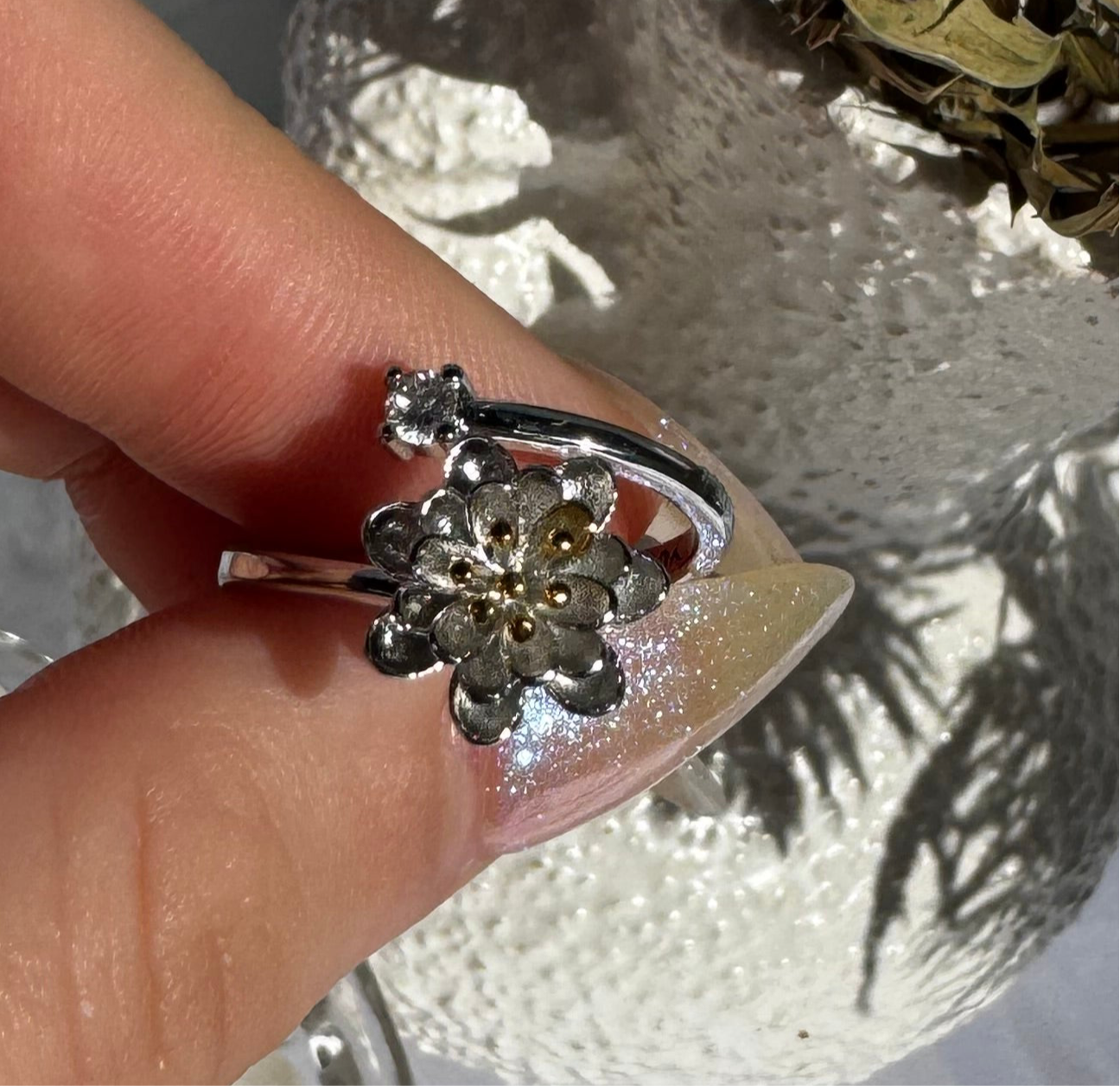 Mix metal Flower Fidget Ring