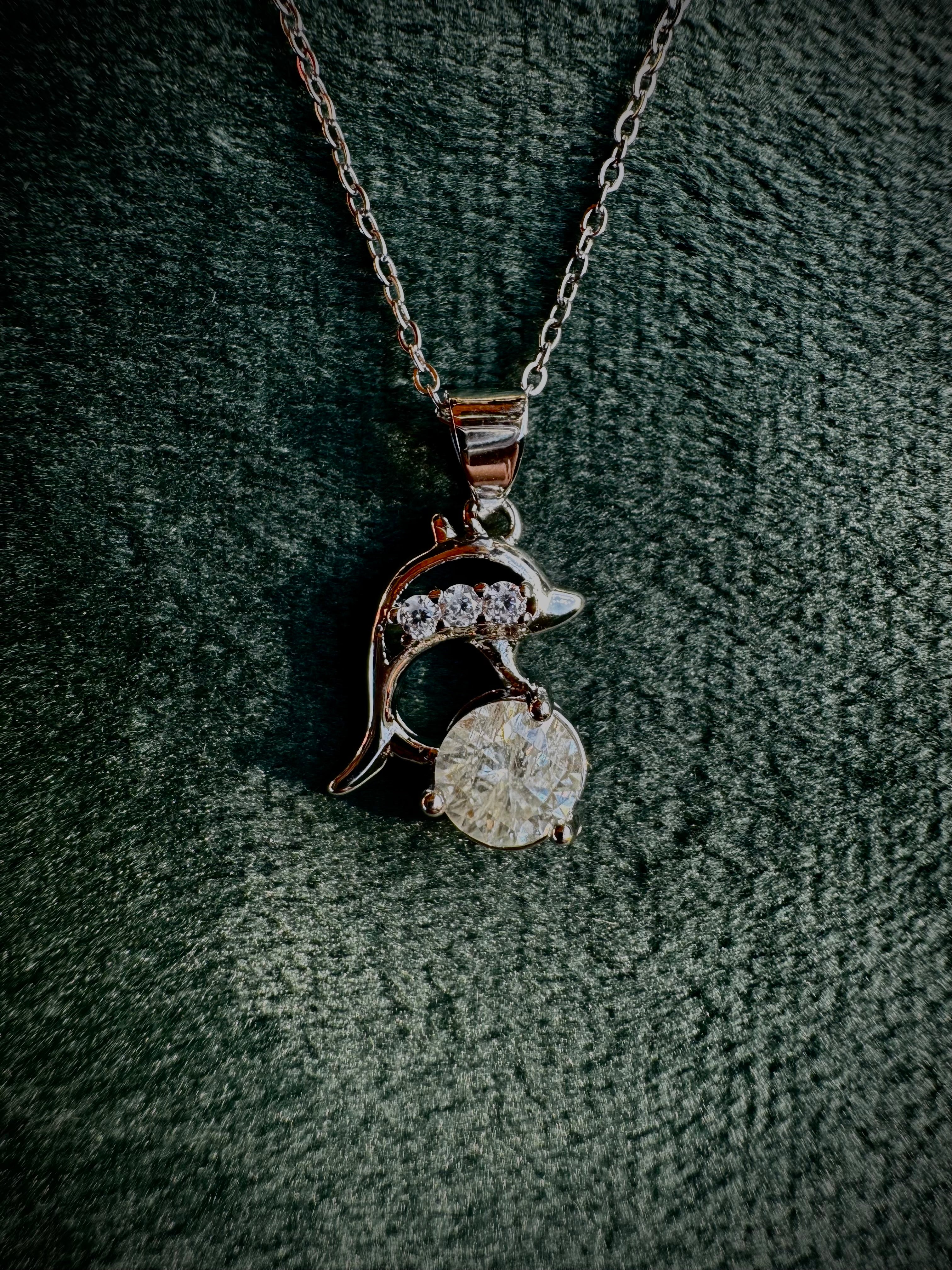 S925 Dolphin Moissanite necklace