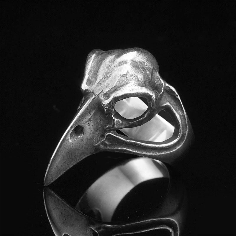 Raven Beak Skull silver Ring