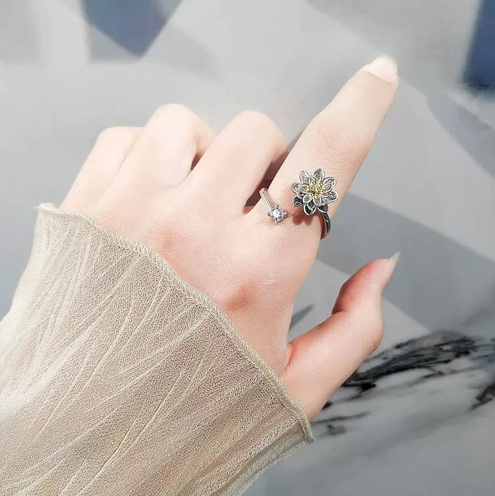 Mix metal Flower Fidget Ring