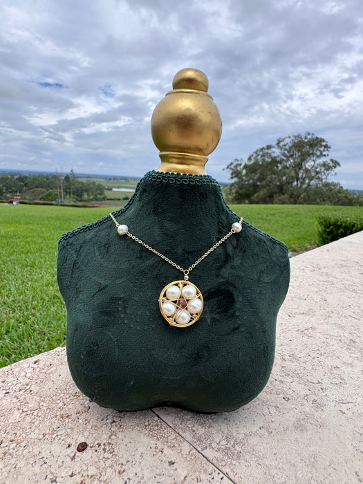 Pearl Wire Flower Necklace