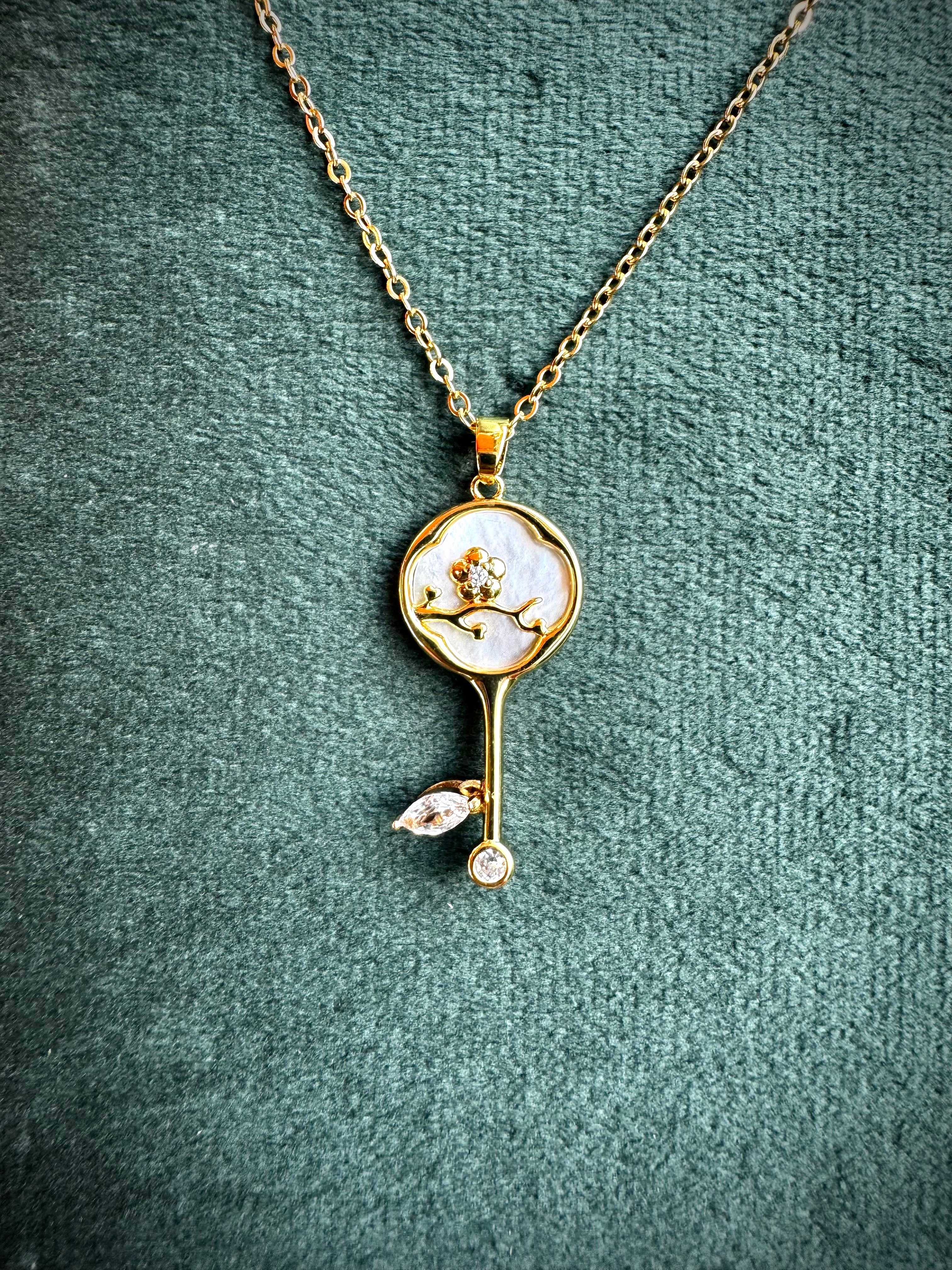 Mother of Pearl Floral Key