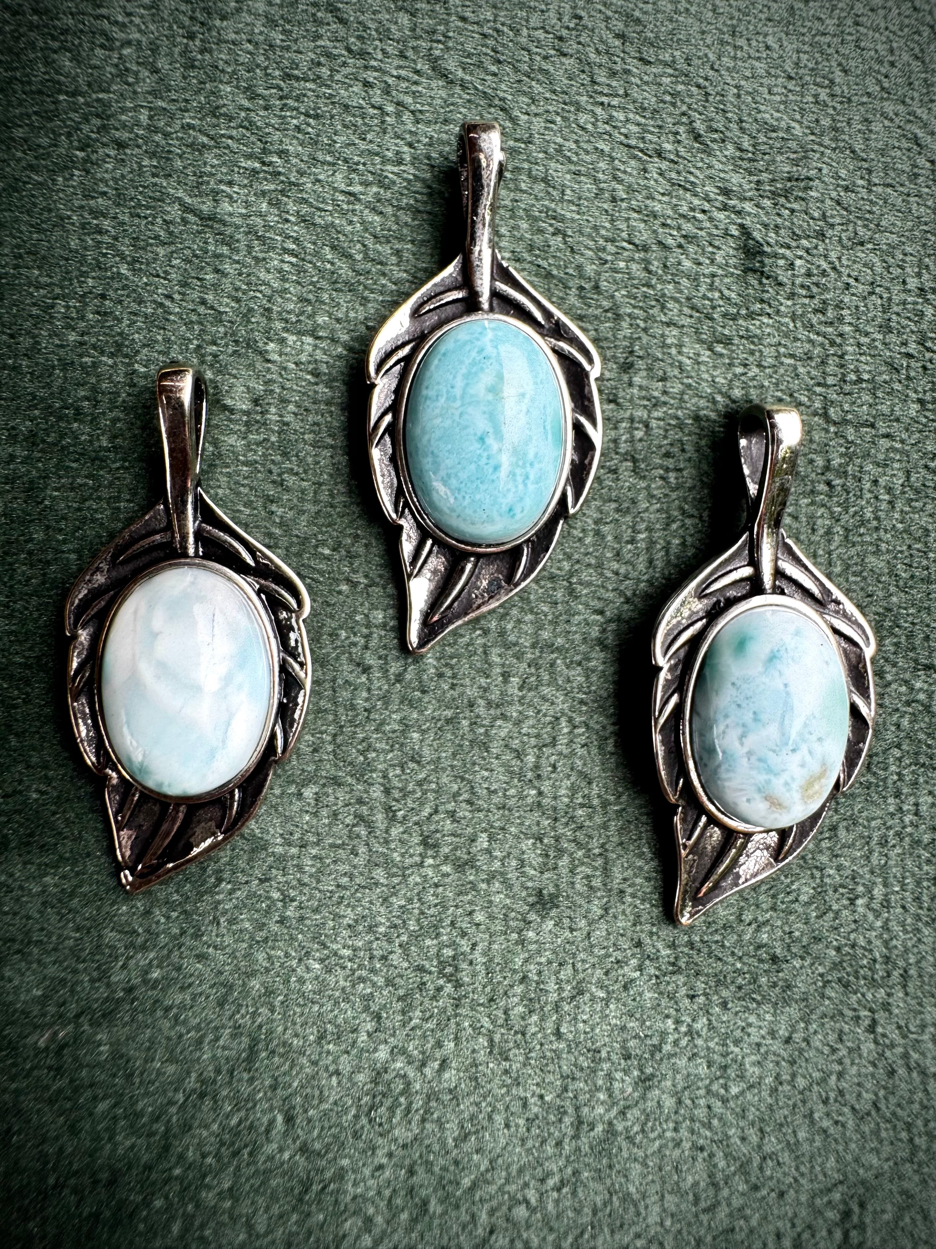Larimar or Selenite Leaves