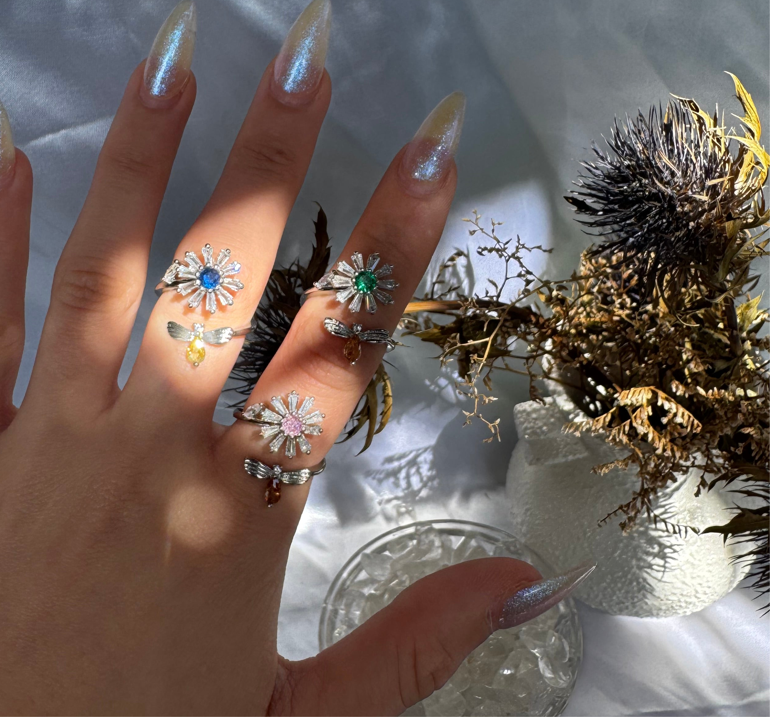 Silver Bee with Flower Fidget ring