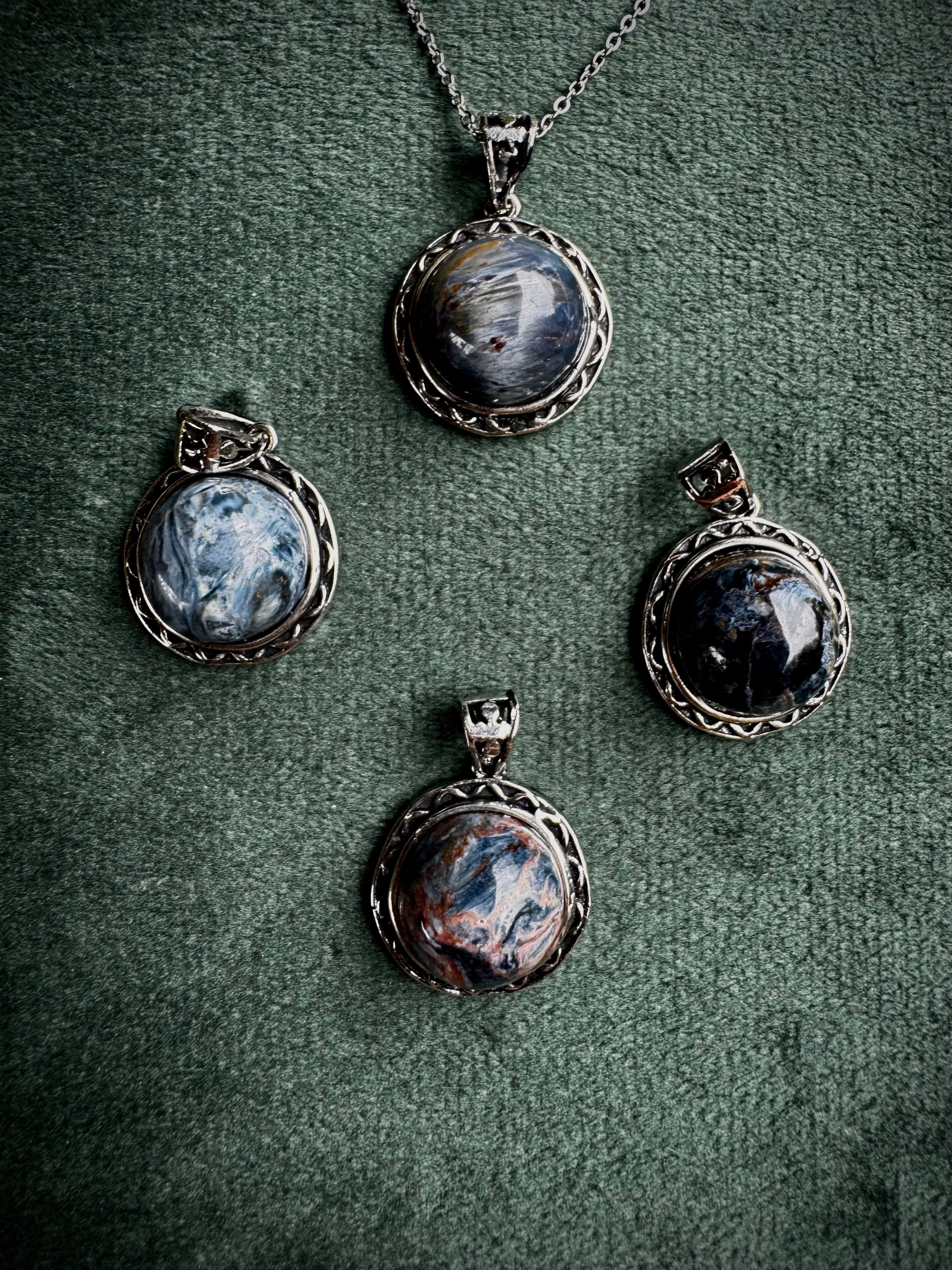 Round Pietersite pendant