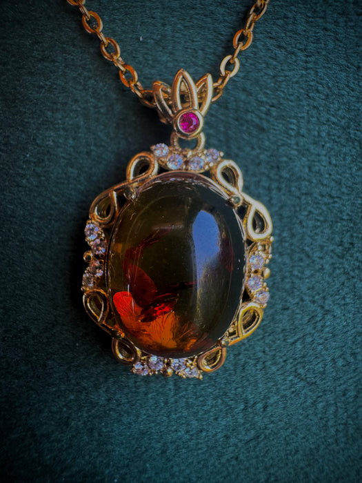 Gold Flower Amber Pendant