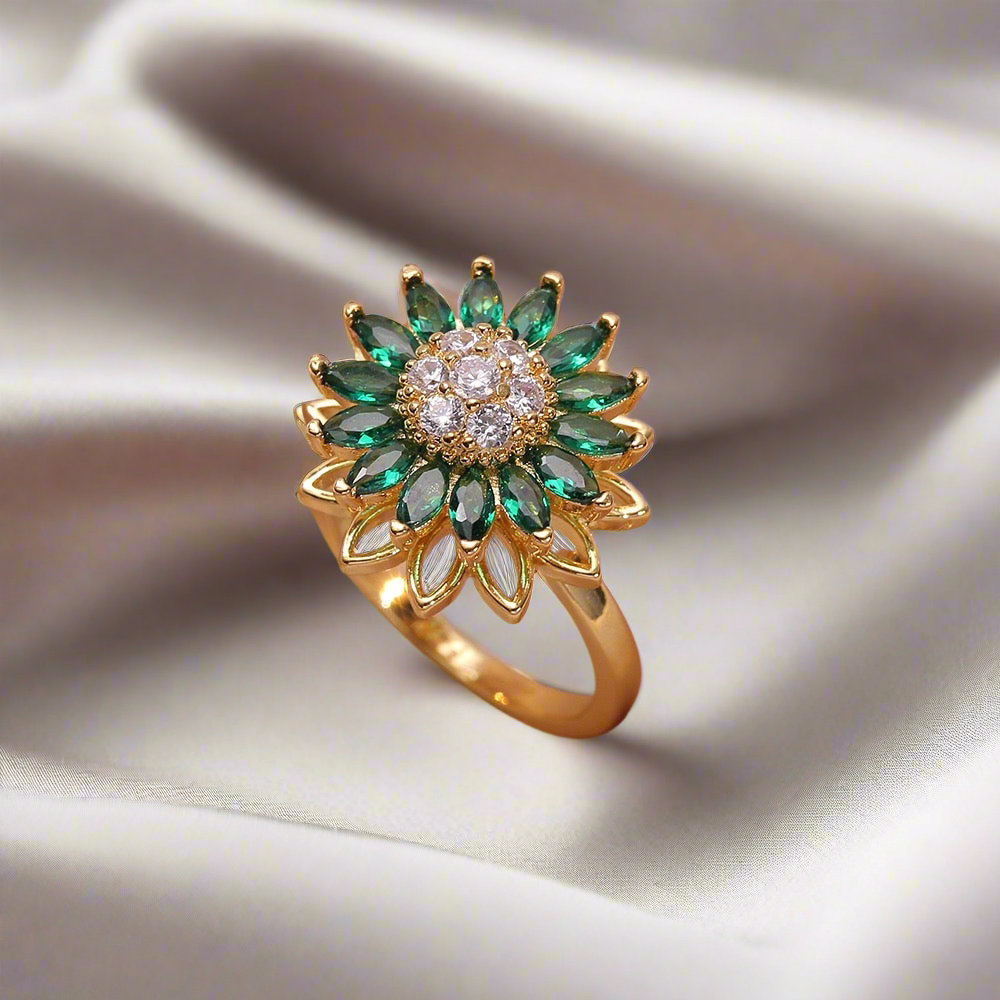 Green and Gold flower fidget ring