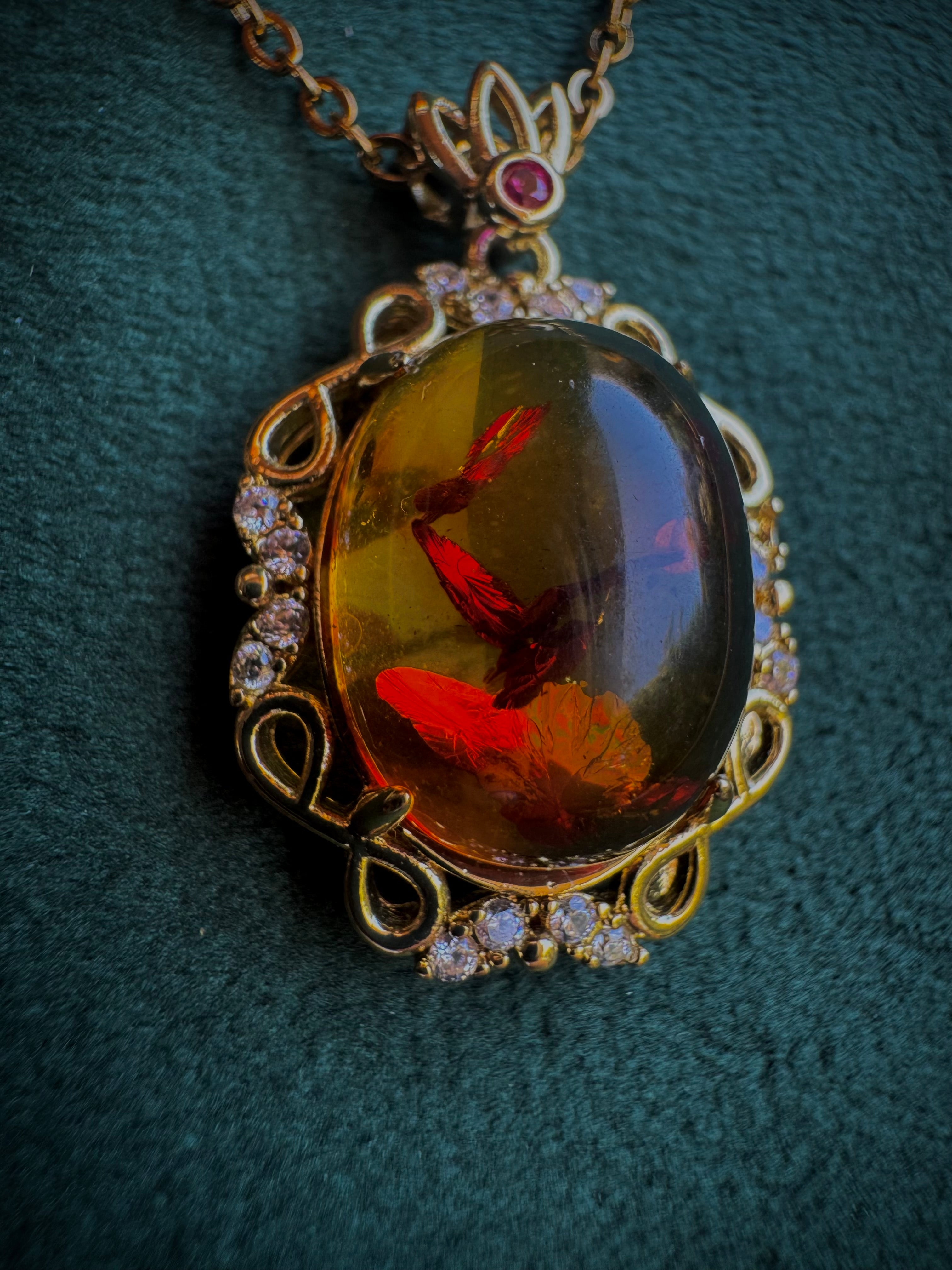 Gold Flower Amber Pendant