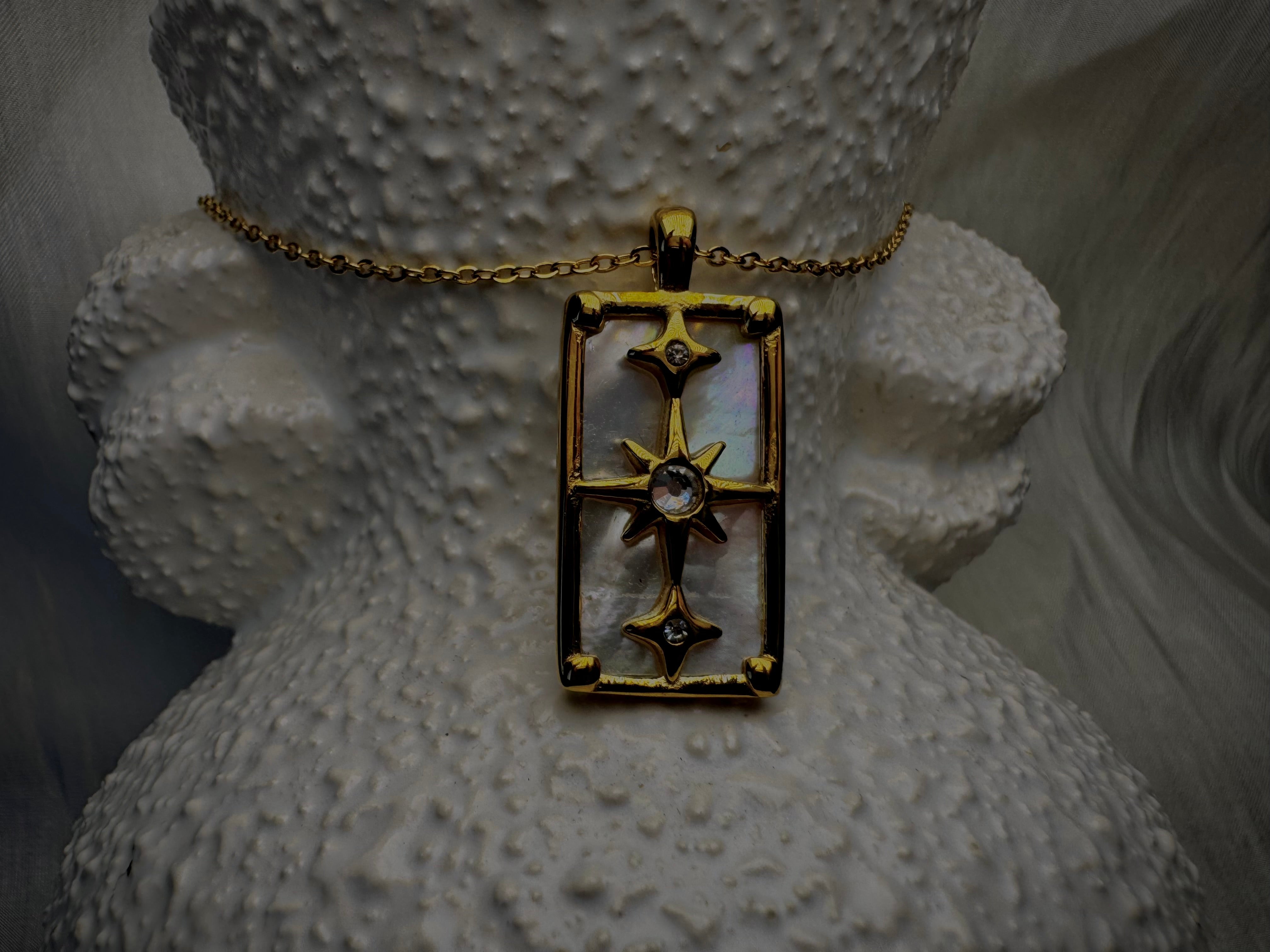 Mother of Pearl Star Tarot Pendant