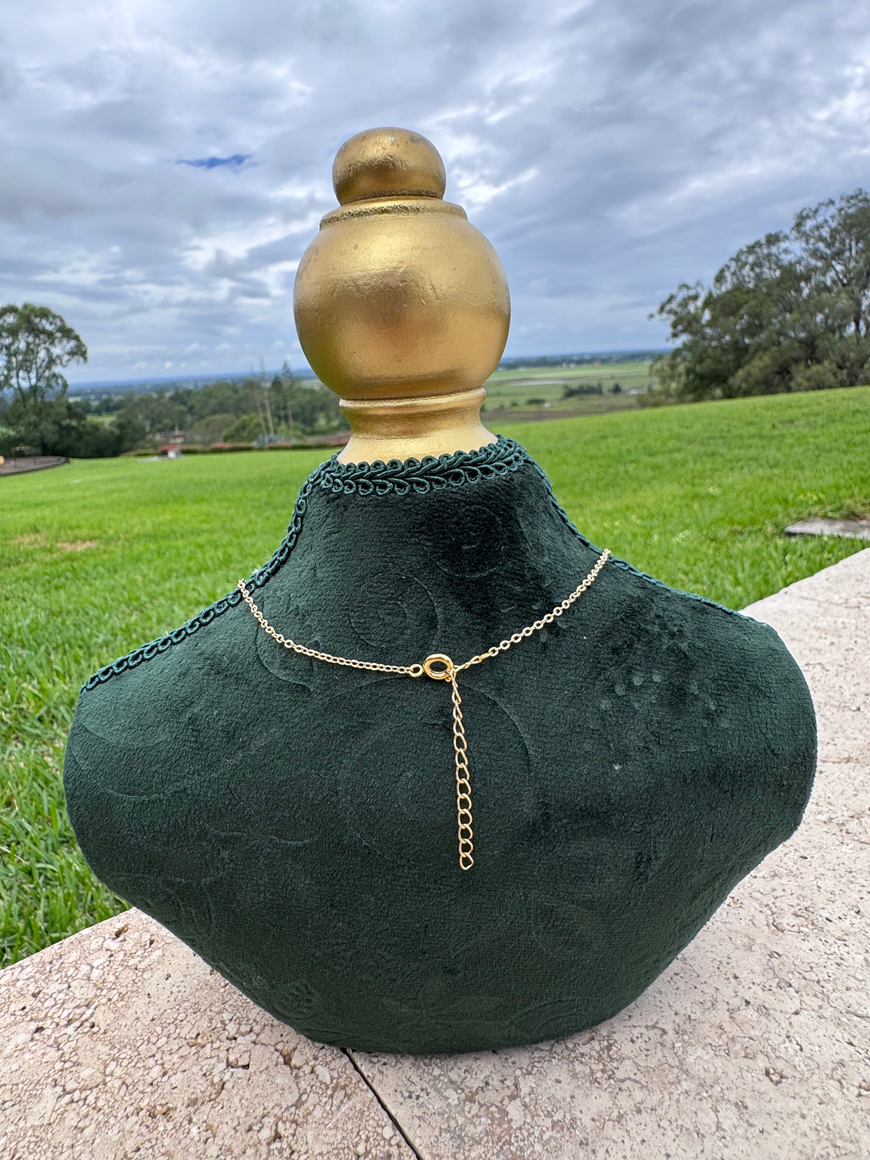 Pearl Wire Pendant Necklace