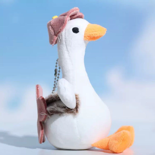 🪿 Cottage Goose – Plush Keychain