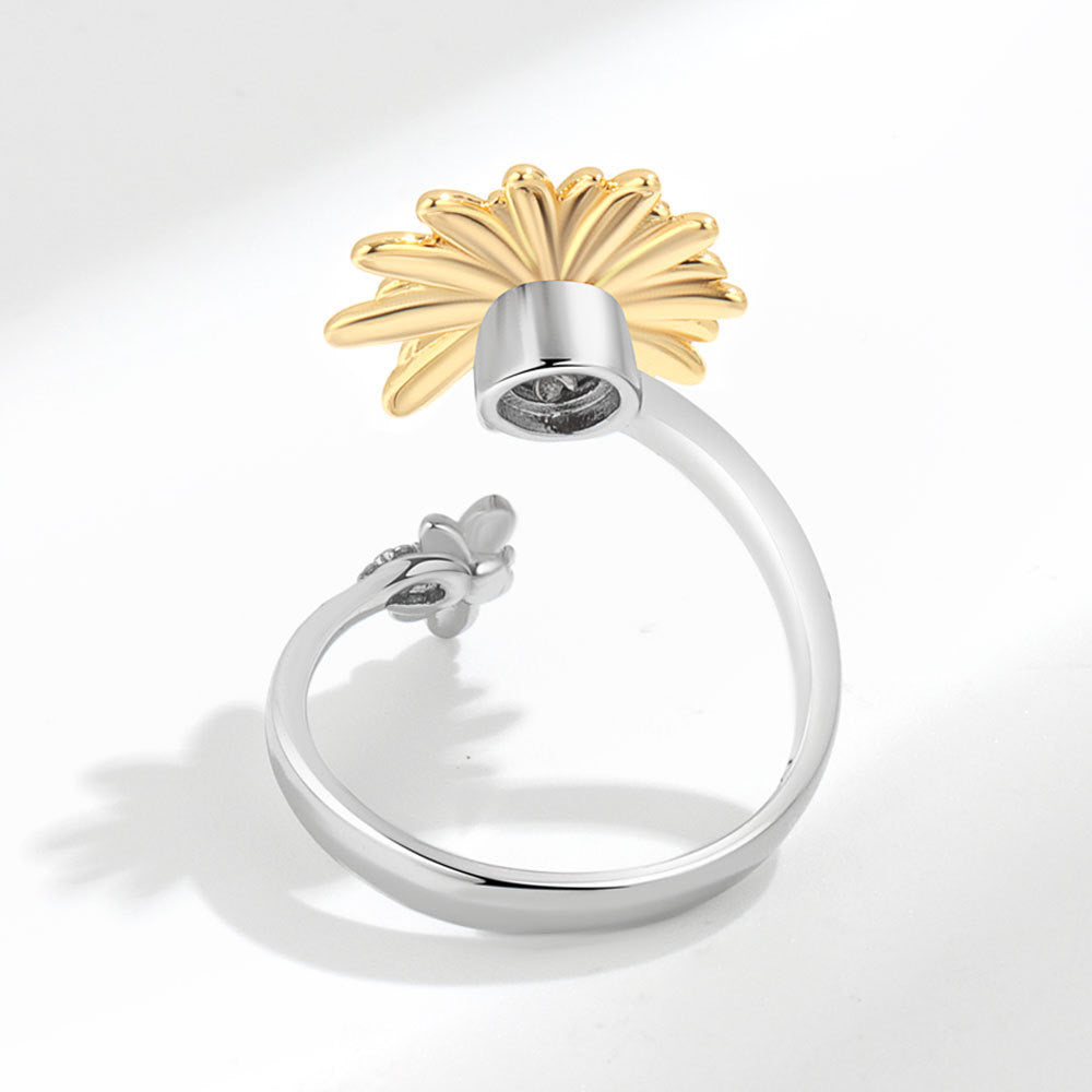 Gold Daisy Bee Fidget Ring