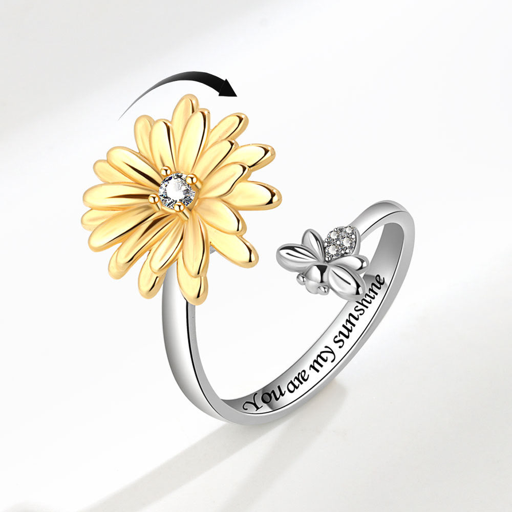 Gold Daisy Bee Fidget Ring